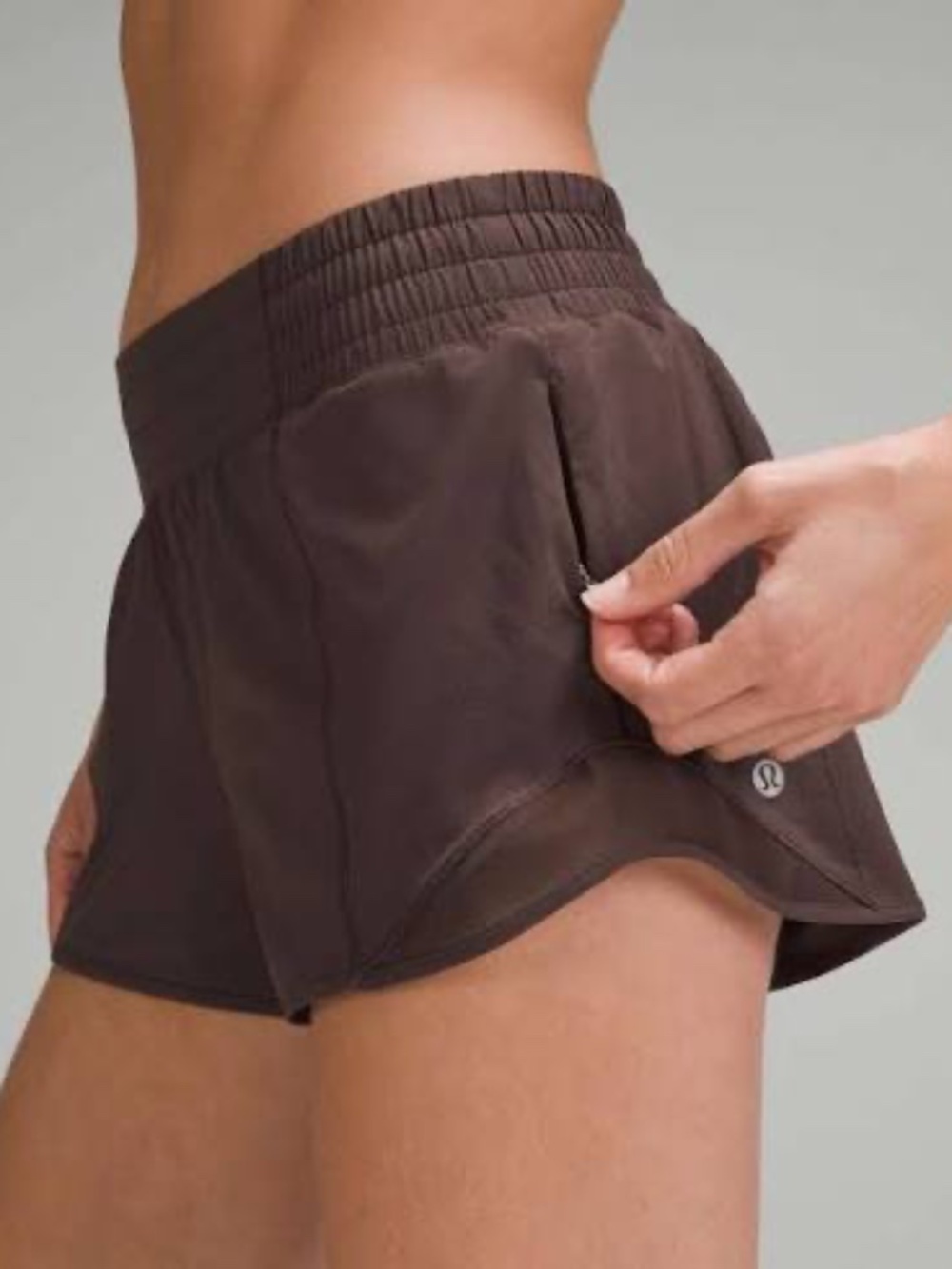 NWOT Lululemon Hotty Hot High-Rise Lined Short 2.5" Walnut Crunch
